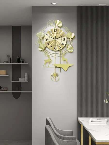 Orologi da parete leggera orologio di lusso arte soggiorno cinese moderno moderno grande creativo in metallo silenzioso quarzo da pranzo horloge decorazioni per la casa