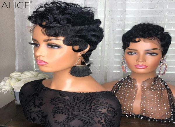 Black Easy Curly Human Hair Wigs с челкой полной машины, сделанной короткой париком скручивания Pixie для женщин5000627