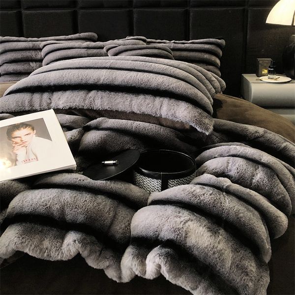 Faux Rabbit Fur Velvet Fleece Bedding de inverno Conjunto de roupas de pelúcia macia tampe tampa estereoscópica Conjunto de brechas de lenha plana/equipada