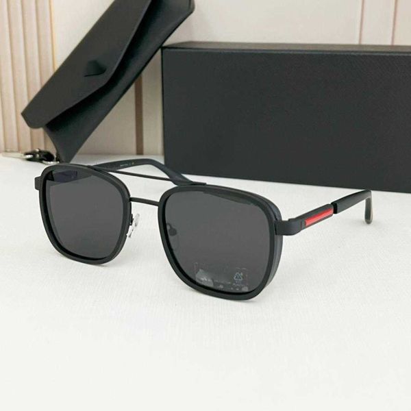 Роскошные дизайнерские солнцезащитные очки P51X Высококачественные модные квадратные квадратные многофункциональные высококачественные металлические чернокожие ультрафиолетовые ультрафиолетовые вечеринки для мужчин и женщин