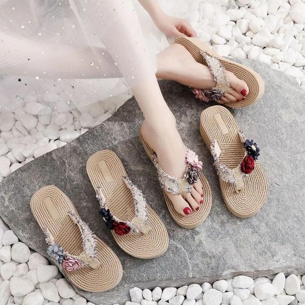 Figurine decorative ragazze imitazione della corda di paglia in tessuto Flip-flops Summer Slifors Donne Donne al tallone