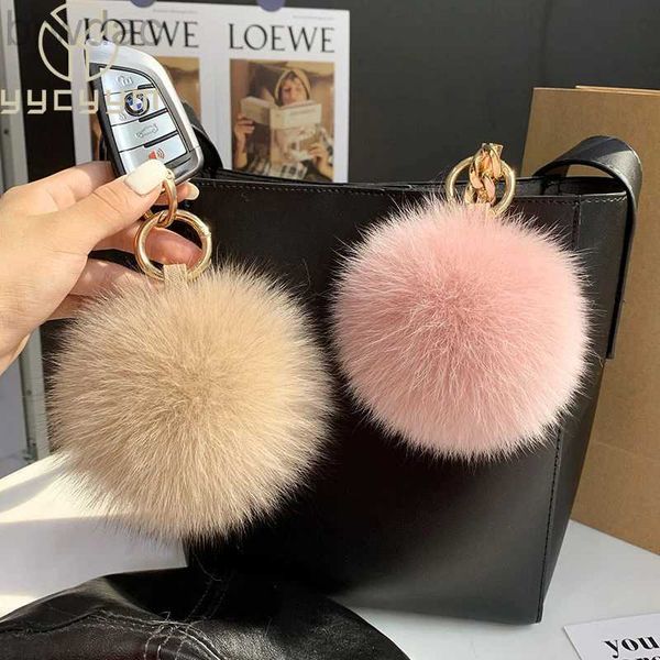 Anelli chiave 2024 Fluffy Real Fox Fur Ball Poms Keychain per donne Luxury Pompom Keyring Accessori Borsa Decorazione Emo Gioielli Tinnote Regali 240412