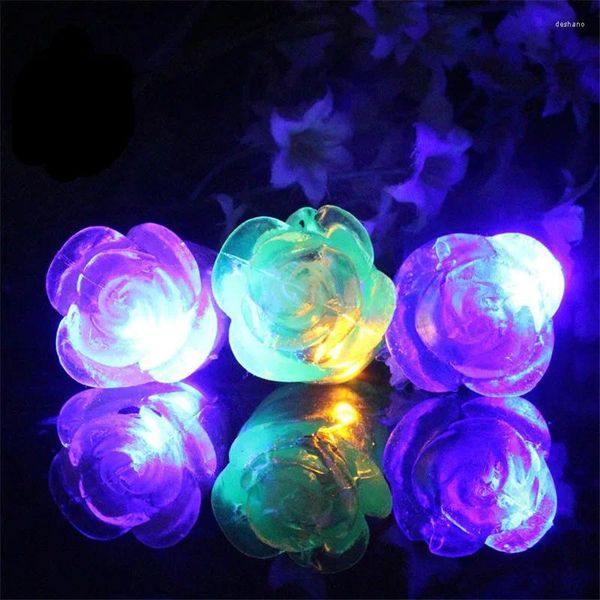 Decoração de festa Vestido de noiva LED 20pcs/lot plástico pisquel rosa modelo anel de modelo piscando cor mista rave suave brilho anéis de dedos