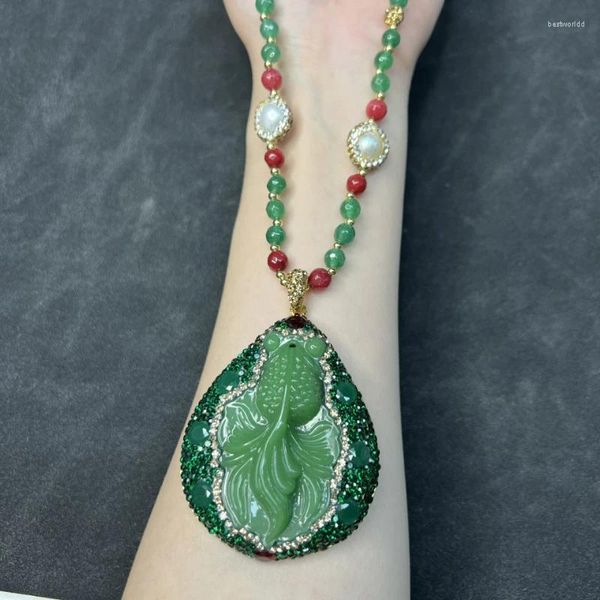 Anhänger Halsketten natürliche grüne Glas Koi Fisch Halskette Retro Persönlichkeit Design Tschechischer Strasspullover Kette Frauen High Jewelry