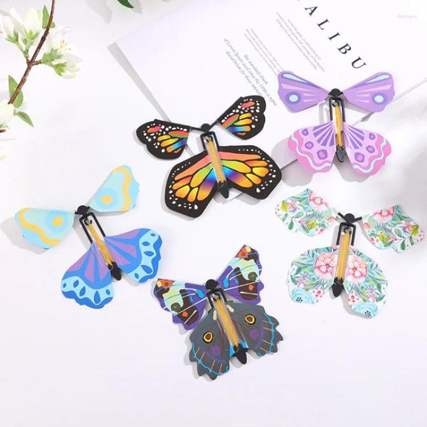 Decorazione per feste Magic Wind Up Flying Butterfly Toy nel libro Elastico Powered Fairy Great Surprise Box Regalo Favo