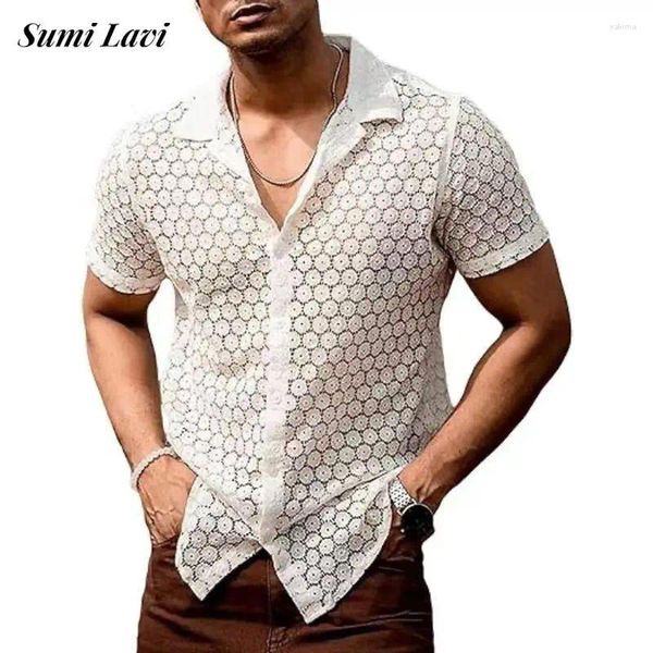 Camisas casuais masculinas Hollow Out Dots Bordery Lace Men Sexy Transparente Veja através da Mesh Shirt Mens de verão Moda de manga curta Tops