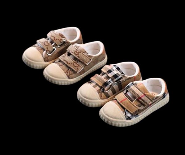 Primeiros Walkers Baby Canvas Sapatos de 1 a 3 anos de outono meninos meninos esportes de criança sapatos de criança casual Spring Kids Sneakers5947576