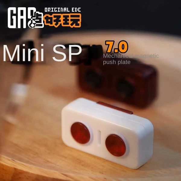 9M01 Dekompression Toy Gao Studio Mini SP Zappel Push Slider EDC Office Dekompression Erwachsener Anti -Stress -Magnetspiele 240412