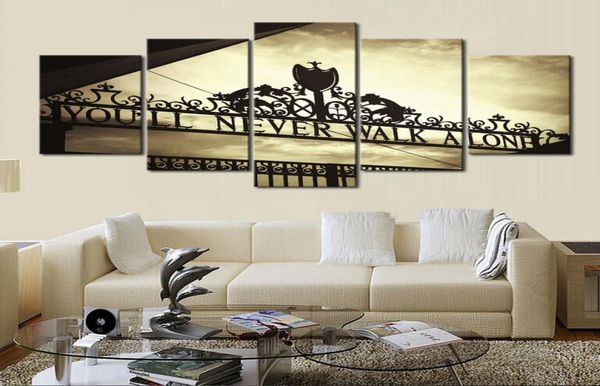 5 -teiliges Anfield Stadium Druck moderne Leinwand Malerei Dekoration Home Wandbilder für Küche No Fram2401225