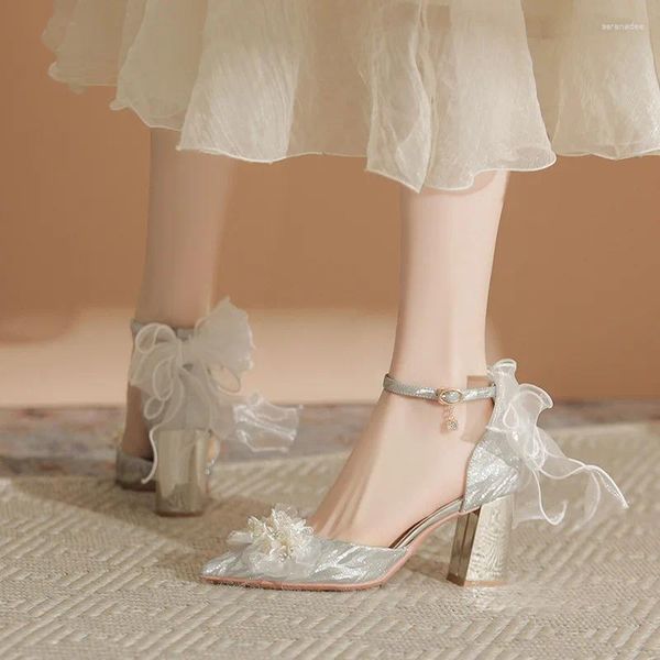 Scarpe eleganti taglia 30-44 tacchi a tacco alto cavo fiore a filo con punta di punta di punta d'argento per donne