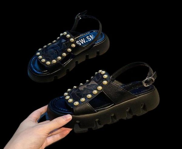 Sandálias Muffins Mish Mesh Mulheres modernas Slippers Creepers Plataforma de verão Sapatos Mulher espetada Soled Pearl sandalias Mujer 20222165690