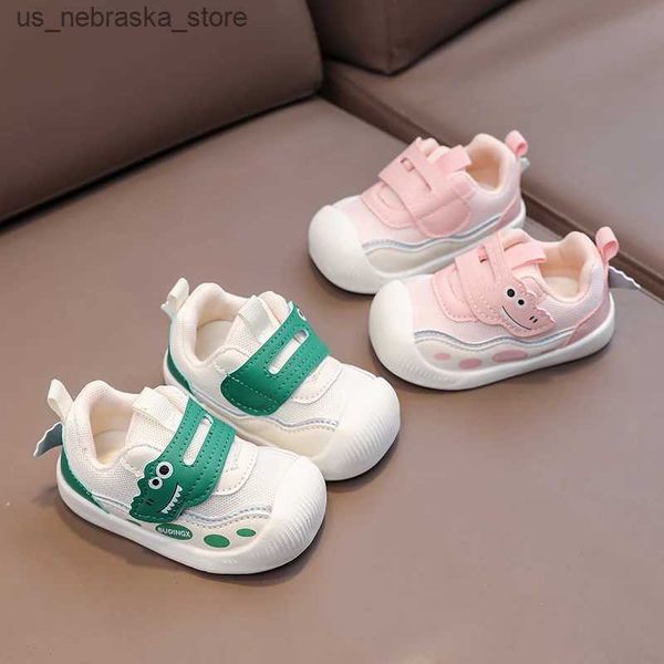 Sneakers Scarpe sportive per bambini Spring e Autumn Cine Cartone Walking Boys Girls Dinosaur Sticker Casual Q240412