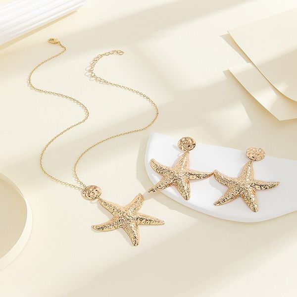 Goldene Farbstarfisch Star Halskette Ohrring -Set für Frauen Sommer Schmuck Set Strandstil Ziemlich feine Accessoire Party Geschenke