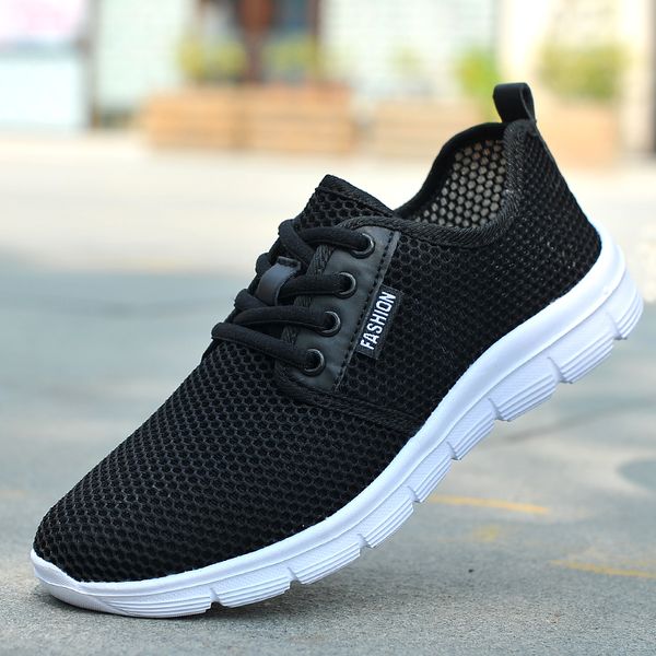 2024 Fashion Men o Women Scarpe da corsa Bianco Bianco Comode Allenatori traspiranti Sport Sneakers Outdoor Taglia 39-45 86Glks