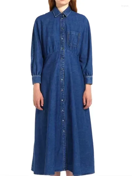 Lässige Kleider blaue Frauen Langarm Denim Hemd Kleid Frühling Sommer 2024 Turnhaltertaschen Einfache weibliche Single Breauzed Midi Robe