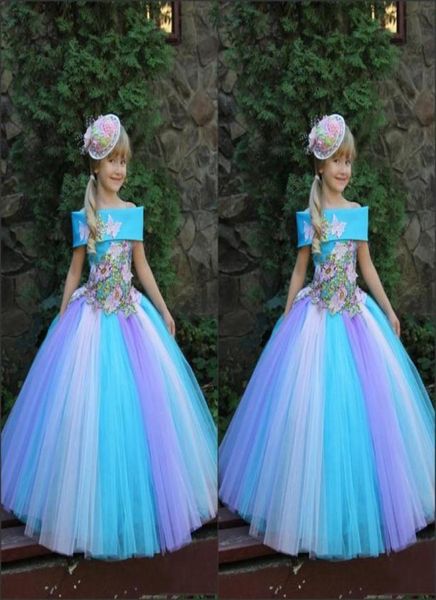 Schöne Prinzessin Girls -Festzugskleider von den Schulter Schmetterling Applikationen Blume Mädchen Kleider für Hochzeiten Ballkleid Kinder Par2423497