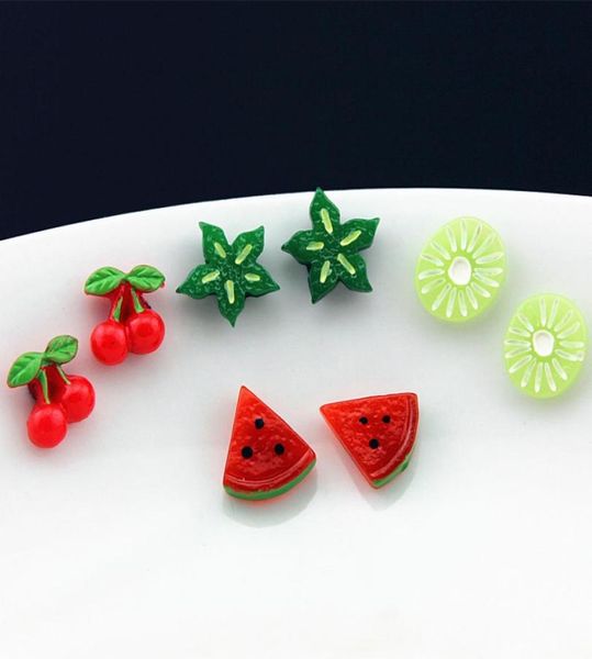 Ganze Lose 12 Paare schöne Früchte Ohrless Ohrringe Wassermelonen Kinder Magnet Magnetohrringe für Baby Girls Weihnachtsgeschenk6032320