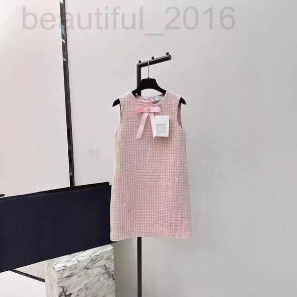 Vestidos casuais básicos designer shenzhen nanyou 24 início da primavera pequena pequena cor de arco de arco rosa redondo pescoço redondo tecido de tweed tanque de tweed argi argi