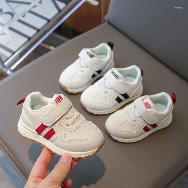 Primeiros Walkers Baby Soas de sola macia Sapatos de soldagem Primavera e Autumn Filhos de couro branco à prova d'água para