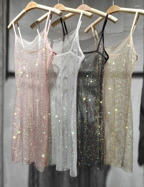 Lässige Kleider Sidaimi Nachtclub Sexy Slim Damen 2024 Bright Diamond Crystal Temperament Bag Hüfte Kleid Fashion Vestido Feminino