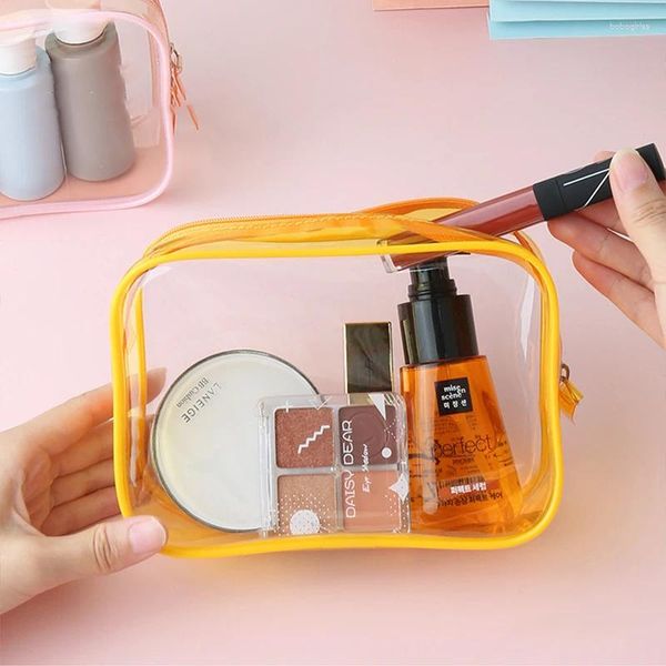 Lagerbeutel Transparent PVC wasserdichtes Kosmetikbeutel tragbarer Make -up -Organisator Badezimmerwerkzeuge große Kapazität Reisen Toilnee