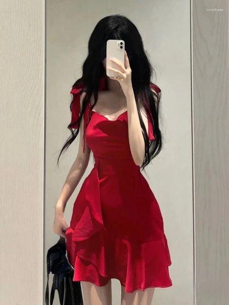 Lässige Kleider 2024 Frühling elegant sexy Kleid Frauen Eving Party Slim Mini Office Dame Outwear ärmellose koreanische Mode