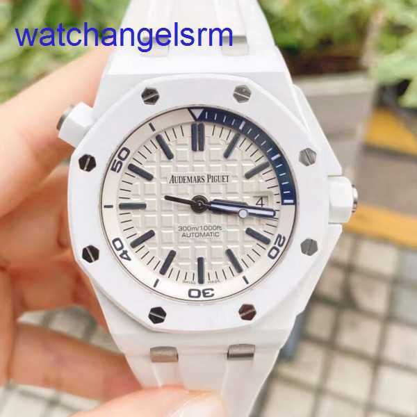 AP Crystal Wrist Watch Royal Oak Offshore Series 15707CB Placa branca de cerâmica Branco Quarto Blue Moda de lazer