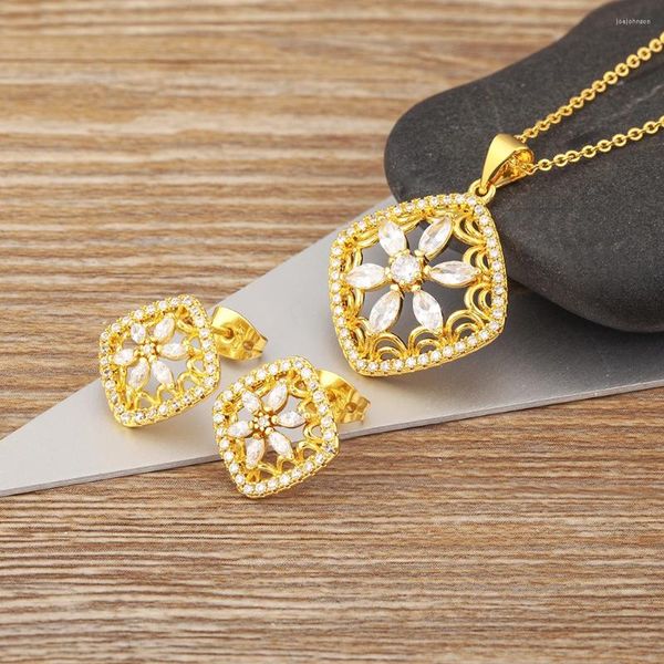 Brincos de colar Set Nidin Trendy for Women Gold Bated Zircon Flor Shape Love Anniversary Birthday Party Gift