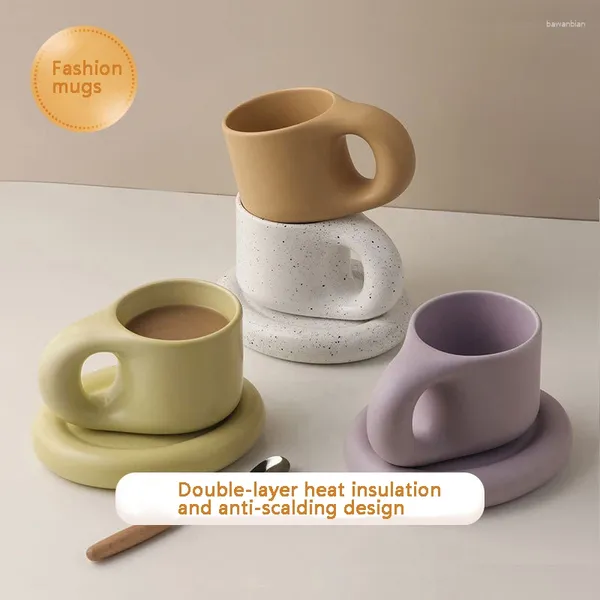 Tassen Ins Creative Chic Coffee Tasse Paar Keramik Wasser Büro süße klassische Tassen Daily Mug 300ml