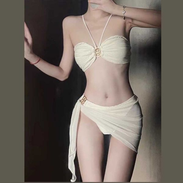Thailandia marca di moda gonna bianca bikini costume da bagno femminile estate per piccoli vacanze al seno sexy spezie ragazze a tre pezzi set di alto livello 95rj