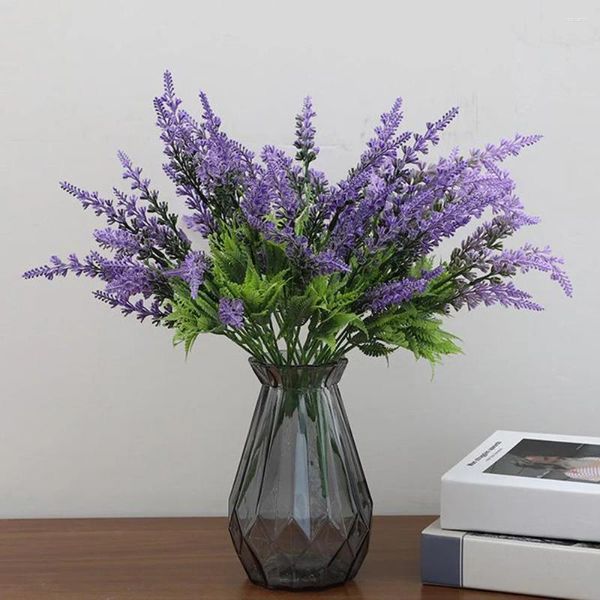 Dekorative Blumen künstlicher Lavendel Bouquet Romantische lila Simulation Blumenzweige Outdoor Garten Valentinstag Innenhaus