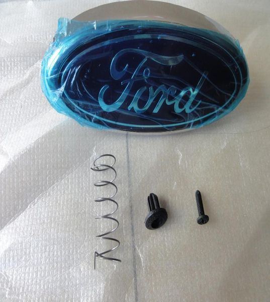 Il logo Ford Front Grille Emblem Mark è adatto per Ford Focus 2 20092014 Car Model5073950