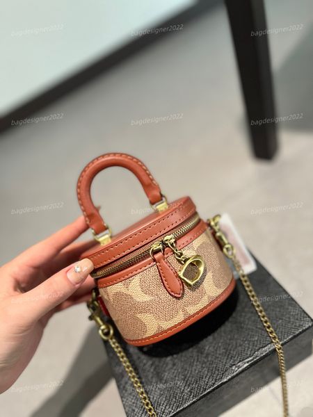 Tasarımcı Tote Çanta Mini Kova Çantası Kadınlar Bir Omuz Zinciri Çanta Çanta Moda Debriyaj Çantası Sevimli Makyaj Çantası Anahtar Koruma Retro Küçük Vanity Akşam Çantaları Ly