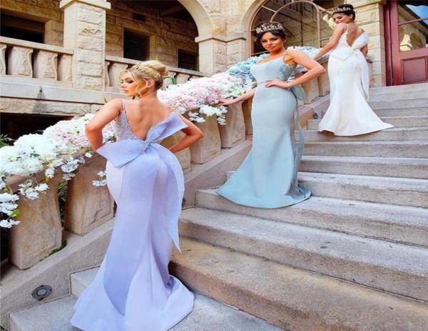 2019 Neue Mermaid Long Bridesmaid Kleider sexy Rückenless Spaghetti -Träger mit Big Bow Sash Prom Hochzeitsgastkleider Abendkleider4920630