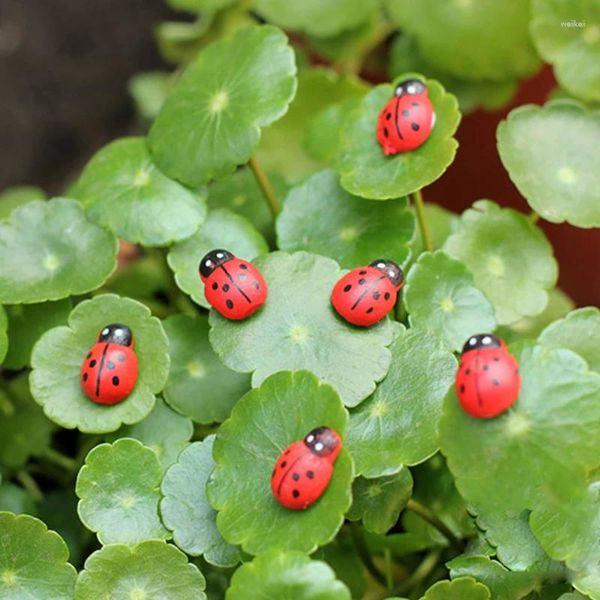 Bahçe Dekorasyonları 10 PCS Mini Ladybird Kırmızı Fy Bebek Evi Dekor Süs Dropship