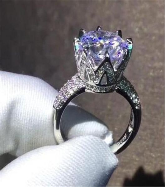 Queen Crown 4CT Labor Diamond Ring 925 Sterling Silber Engagement Ehering Bandringe für Frauen Braut Jubiläum Juwely7070449