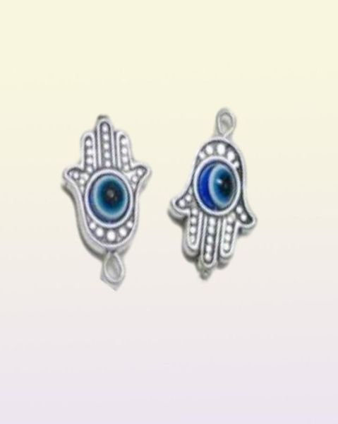 100pcs Hamsa Hand Evil Eye Kabbalah Luck Ciondolo per i gioielli che producono bracciale 19x12mm276k1724183
