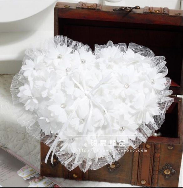 Estilo de coração Sweet White Pearls Flowers Lace Ring Pliiows Crystal Luxury Wedding Bridal and Groom Rings Pillow3694624