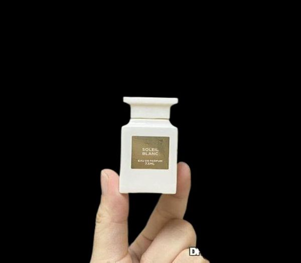 Highend Gift Box Parfüm Vierpiece Set 475 ml Q Version Parfum vier Super Mini Tropfstil Dauer Duft 8843222
