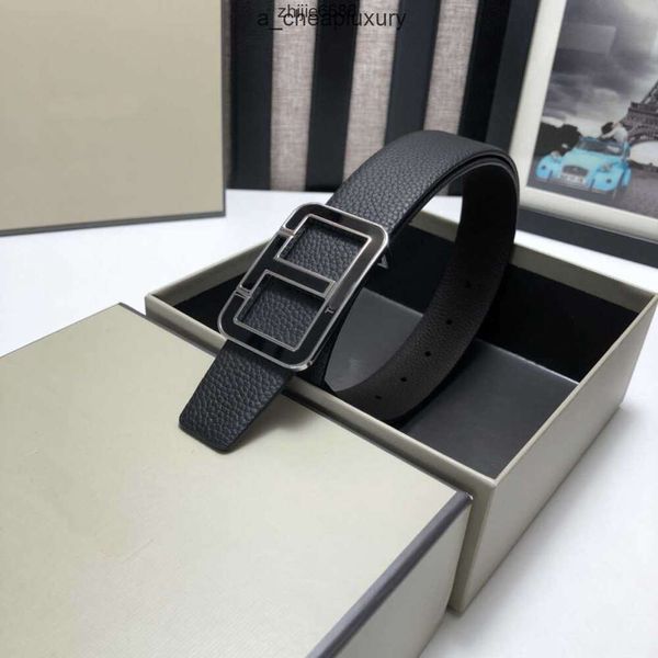 TF Dustbag Fashion Belt TF Qualität echte Frauen schnallen sich hohe Kleidung und Taillenbänder mit Accessoires Box Designergürtel Leder