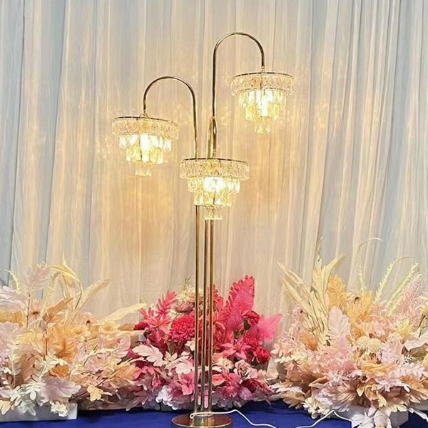 4pcs Romantik Kaplama Kristal Avize Masa Lambaları Modern T Gönderi Aşaması Sahne Doğum Günü Partisi Düğün Dekorasyonu