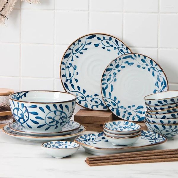 Conjuntos de Teaware 6 pessoas Usuário Ceramic Dinnerware Define o estilo Japão sob talheres de talheres de mão envidraçados de 8 polegadas de 8 polegadas 2 10pairs pauzinhos presentes