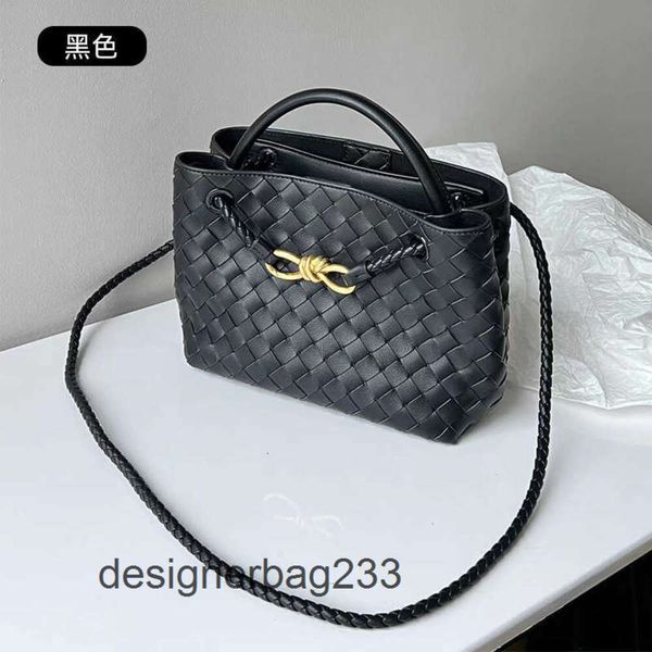 Designer Small Metal Bags Bottegs Tote Bag Venatas Cowhide Terceneiro Hand2024 ANDIAMO ROPE FUCKLE TODAS UM ONE ombro Crossbody WO 7FCL