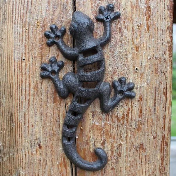 Schwarzer europäischer Vintage Home Garden Gusseisen Gecko Wand Echsen Figuren Riegel Wanddekoration Metallstatuen handgefertigte Skulptur 21281a