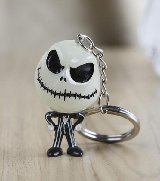 O pesadelo antes do Natal Keychain Jack Skellington Key Ring Hanger Máscara A cabeça brilhava em Dark Figura Toy Key Chain6021716