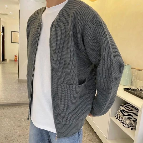 Suéteres masculinos roupas de homem casual cardigã tricotado para homens de cor sólida com bolsos de colar de gola redonda de colarinho de gola redonda