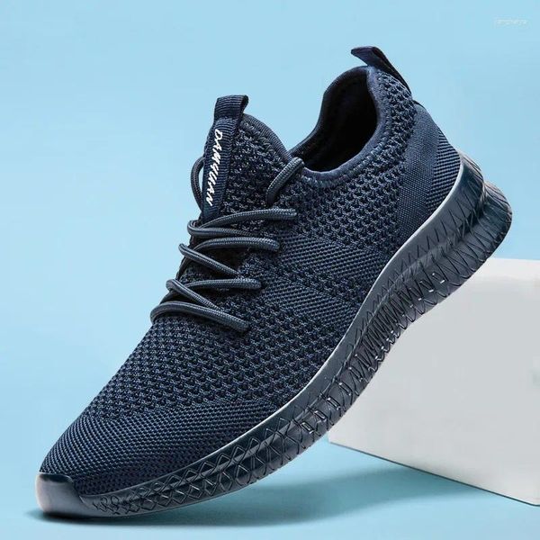 Sapatos casuais Damyuan Men Mesh Sports tênis de corrida respirável tênis de pilota