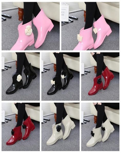 2022 Frauen Regenstiefel Galoshes südkoreanischer Stil mit Blume Bowknot Antiskid Low Short Wellington Wasserschuhe Gummi Schuhe Fügen Sie V2743550 hinzu