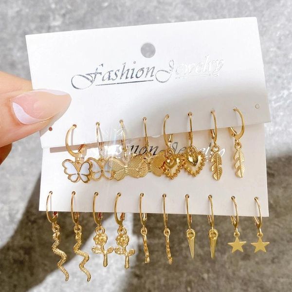 Çember küpeler 18 adet/set moda altın renkli yılan kelebek küpe seti Kadınlar için Vintage Star Heart Eardrop 2024 Takı Aksesuarları