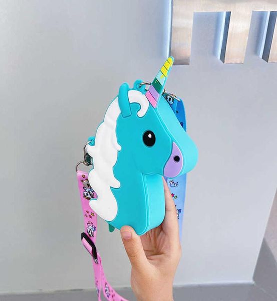 Bolsas de bolsa infantil Cartoon Unicorn Children039s Bag fofo para crianças versáteis moedas Carteira de verão Candy Color Silicone Messenger 9856465